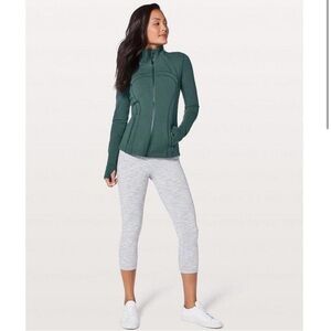 Lululemon define jacket size 8
